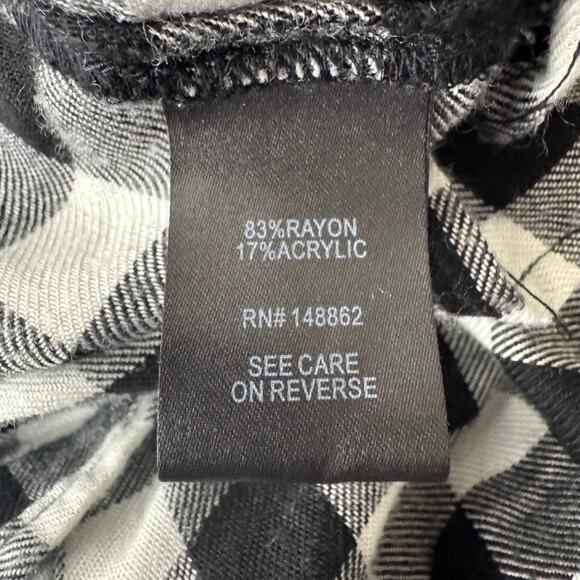 Torrid. Babydoll Brushed Flannel Ruffle Collar Top Size 3 - Picture 6 of 10